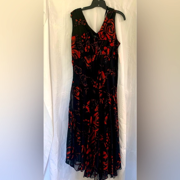 Dress Barn Dresses & Skirts - NWT-Never been worn cocktail dress